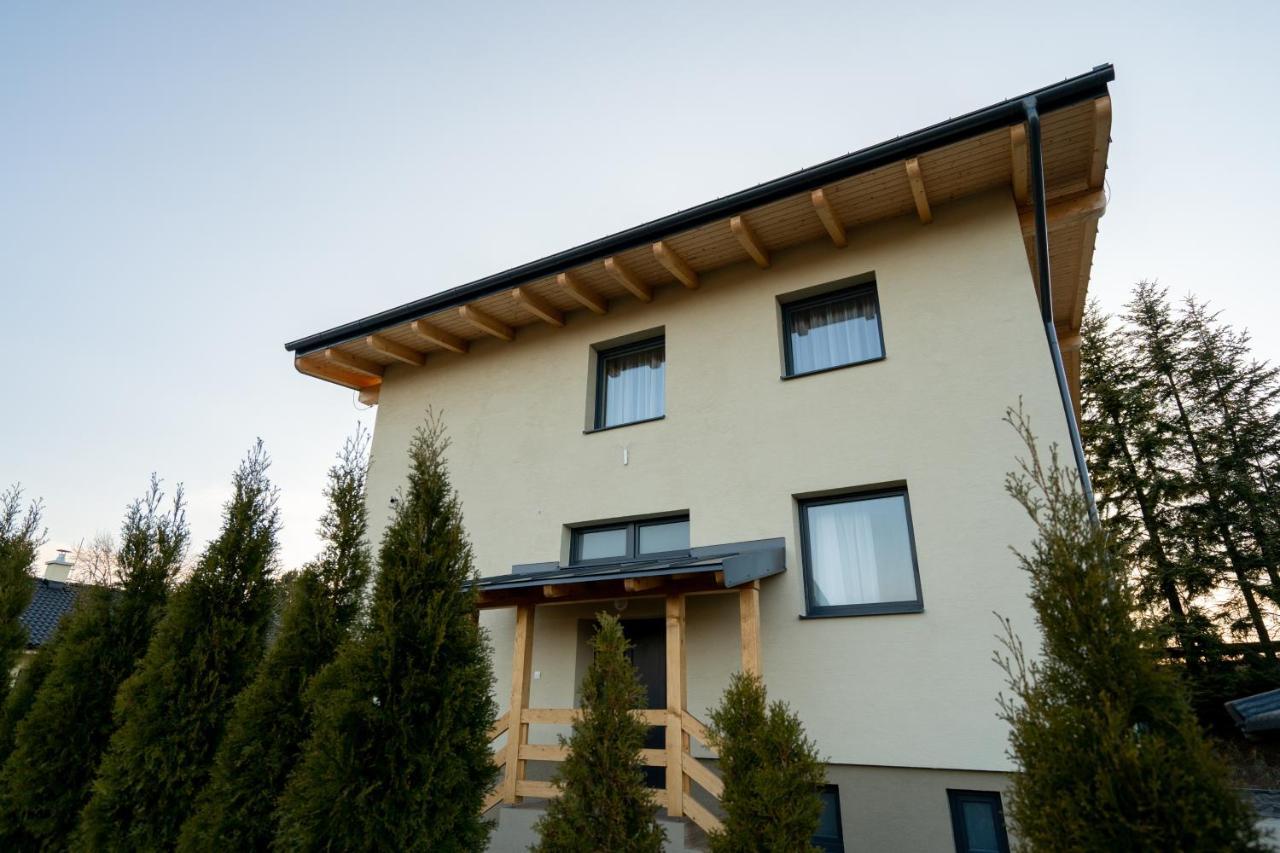 Bešeňová Apartmany Janka + Camp מראה חיצוני תמונה