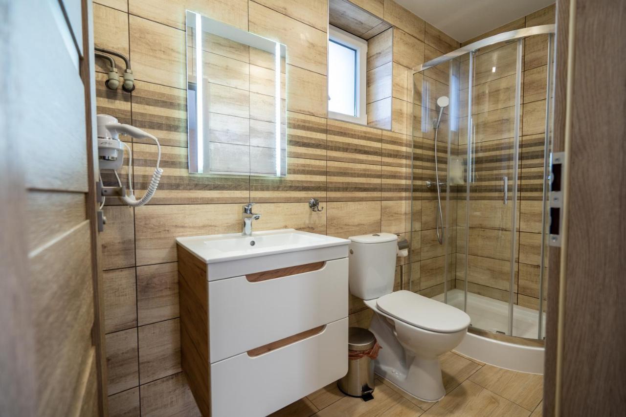 Bešeňová Apartmany Janka + Camp מראה חיצוני תמונה