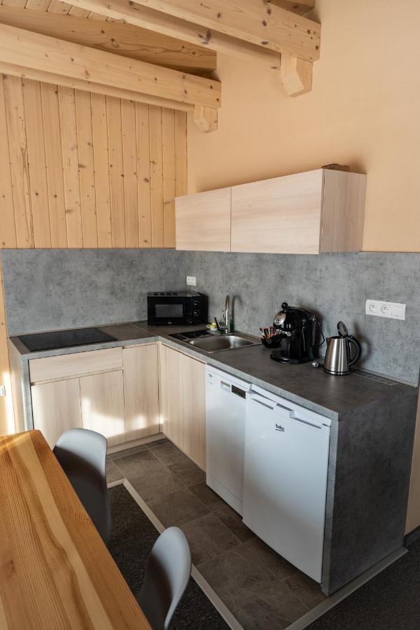 Bešeňová Apartmany Janka + Camp מראה חיצוני תמונה