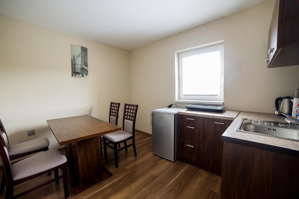 Bešeňová Apartmany Janka + Camp מראה חיצוני תמונה