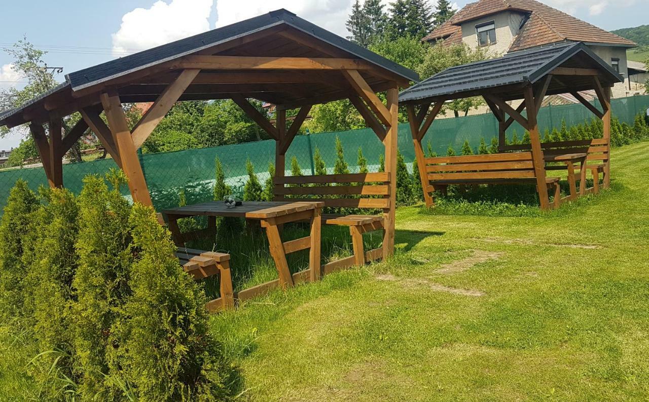 Bešeňová Apartmany Janka + Camp מראה חיצוני תמונה